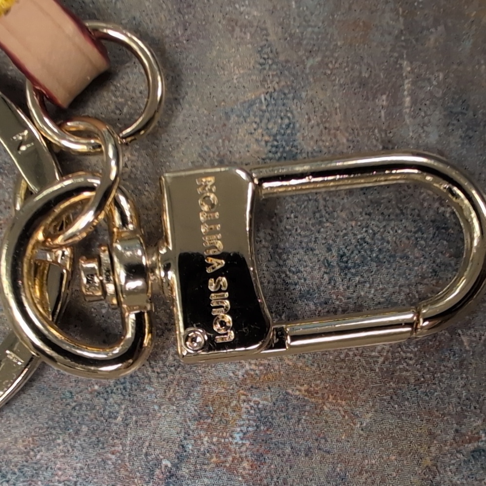 Louis Vuitton Goldtone Keychain & Clip with Leather Strap Attached - Picture 11 of 11
